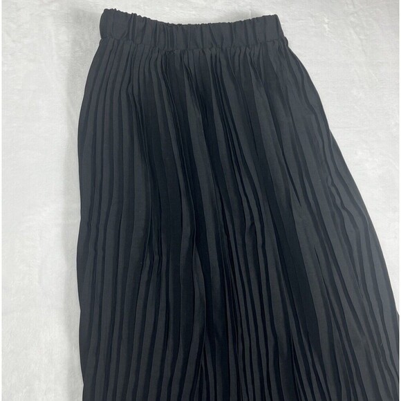 Sincerely Jules Pleated Skirt Pull-On Black Size Small - Picture 2 of 5